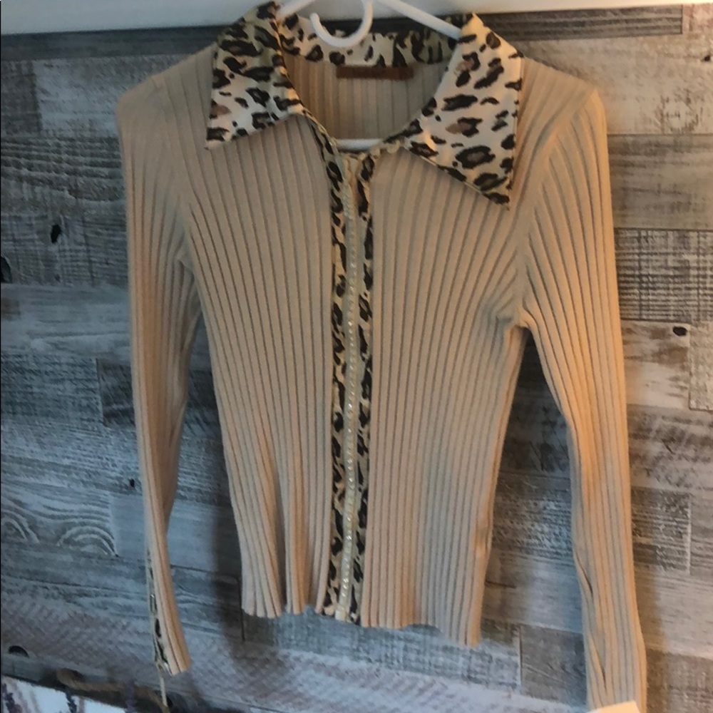 Belldiini sweater